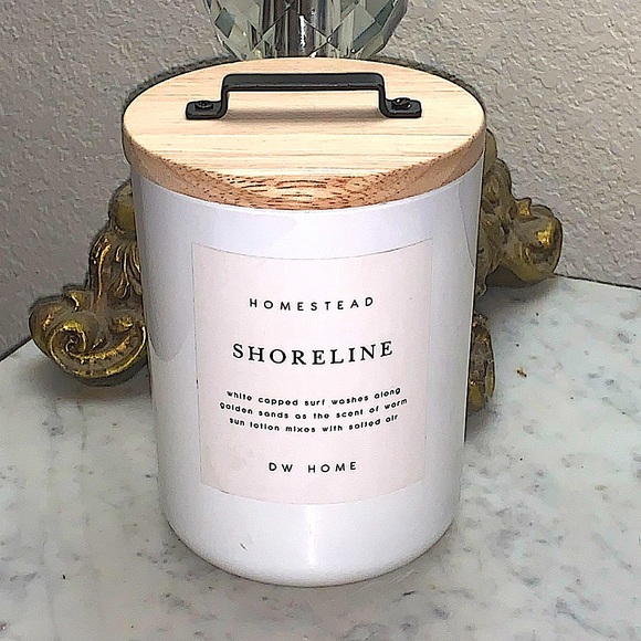 DW HOME CANDLE SHORELINE 2 WICK 15.3 oz RICHLY SCENTED NEW - Picture 2 of 6